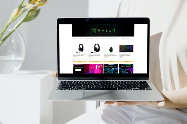 Razor-Brandstore-im-Mockup